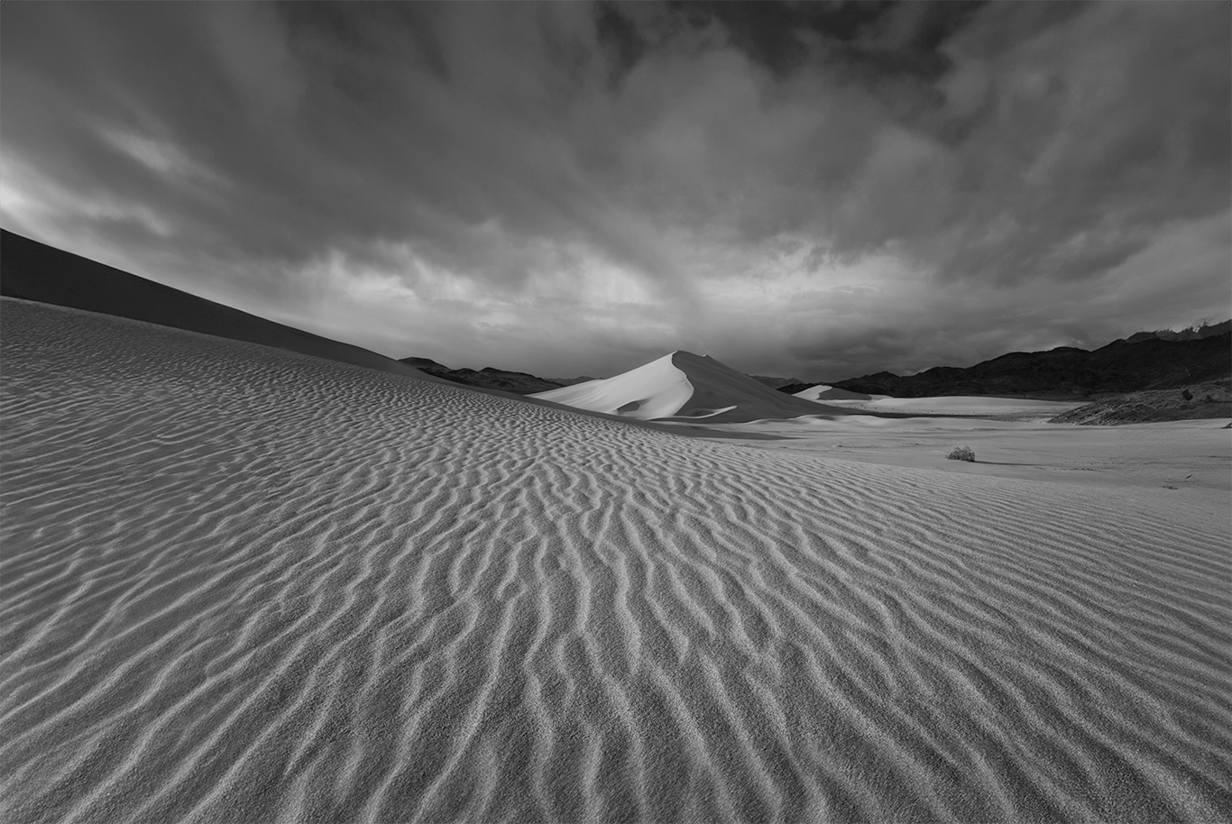 desert at sunset in black and white